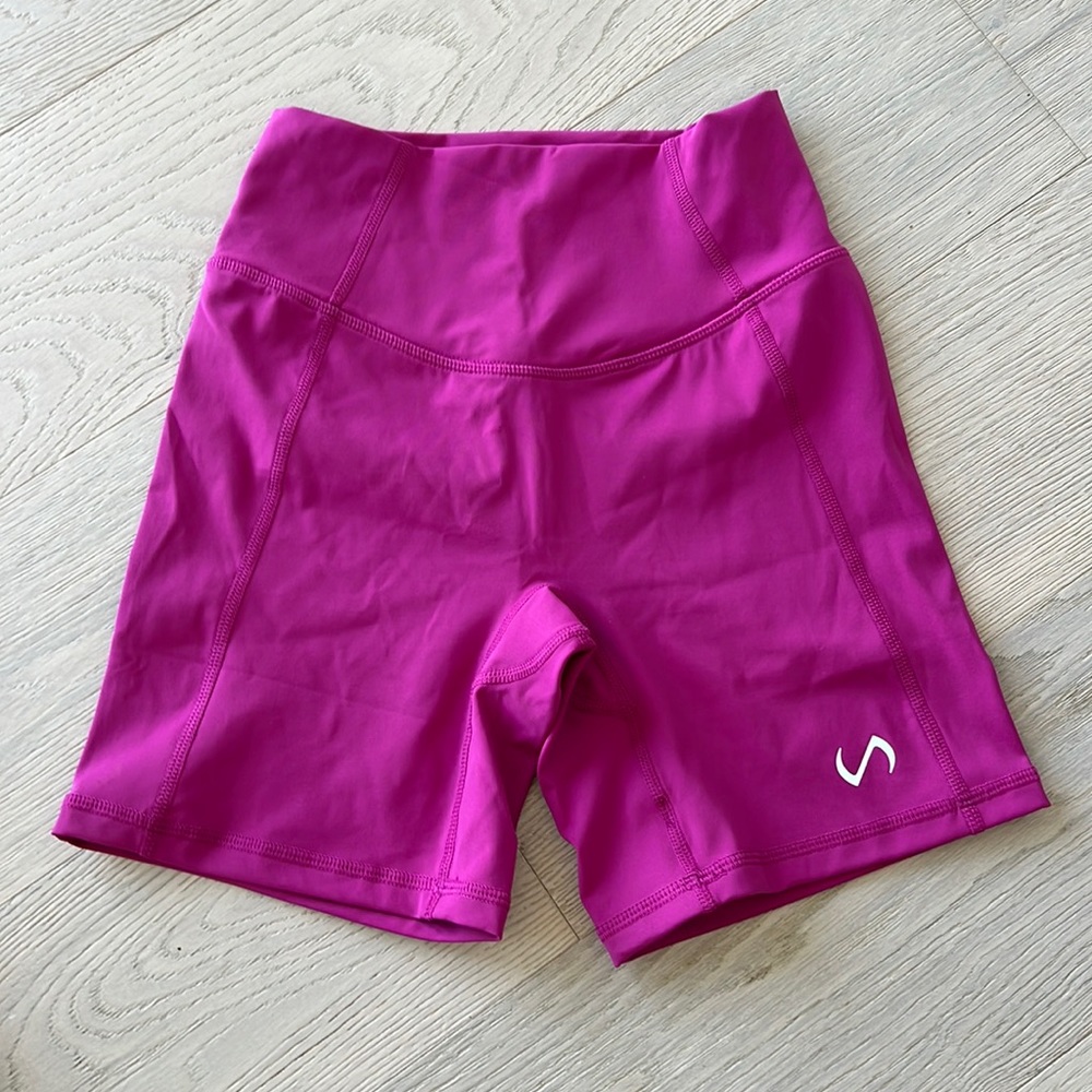 NEVER WORN TLF Hyper Power Shorts (s)